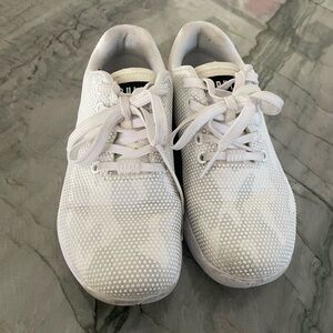 NOBULL SuperFabric White Camo Athletic Shoes Size 5.5